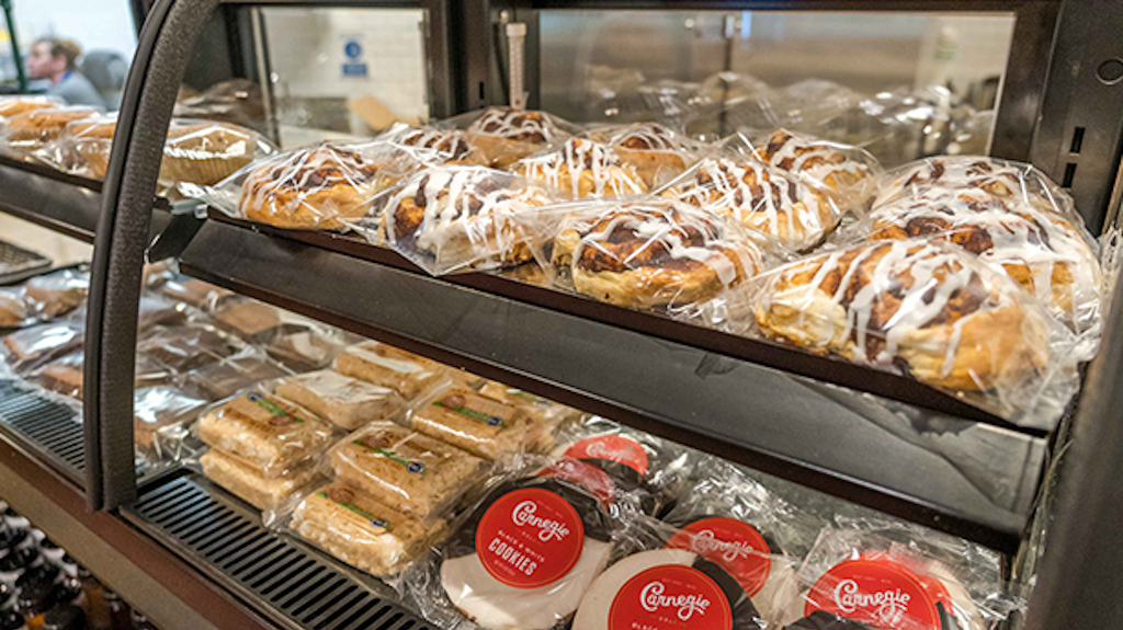 A photo showing an assortment of grab and go food items at McCarty Café.